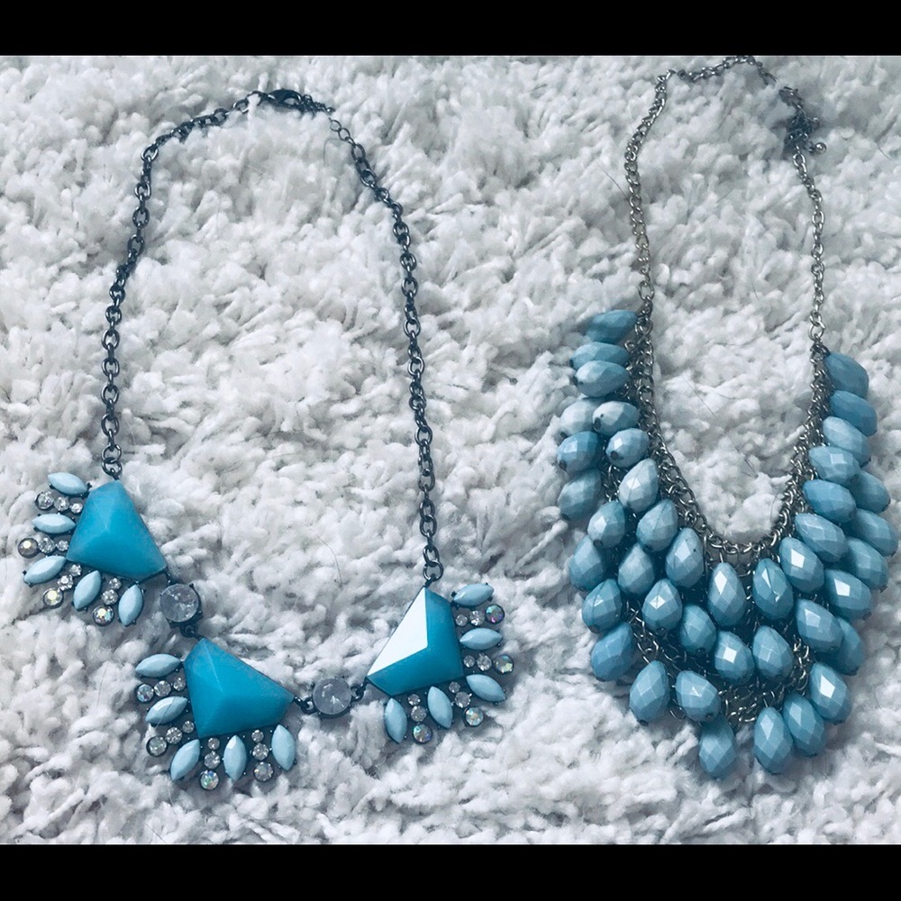 BUNDLE! Blue chunky necklaces